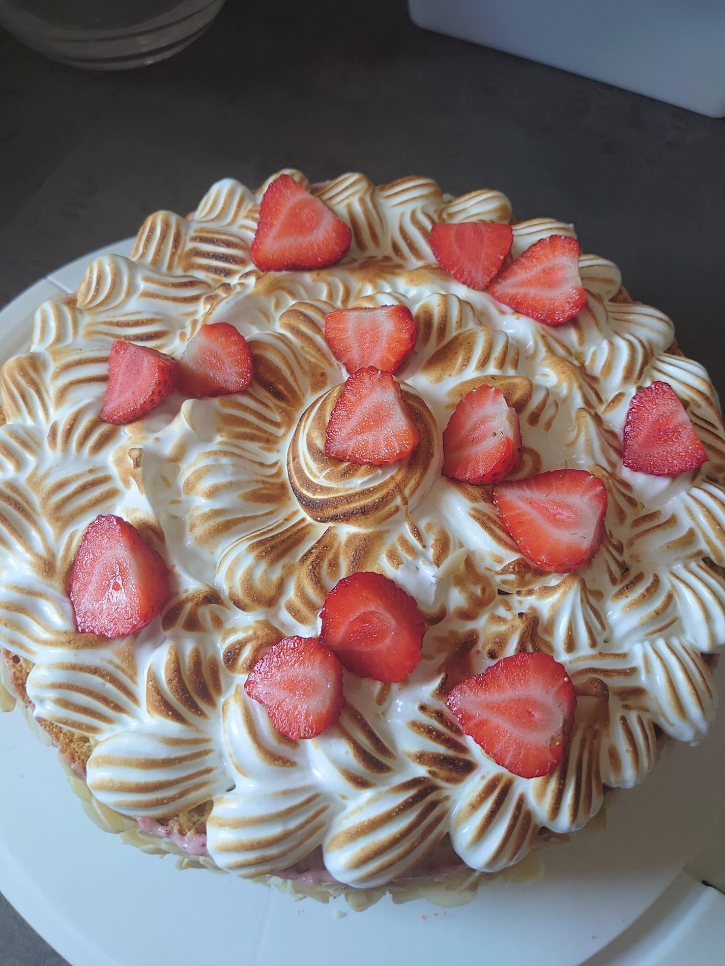 Handgemachte Torte aus Viperlines Bachstube
